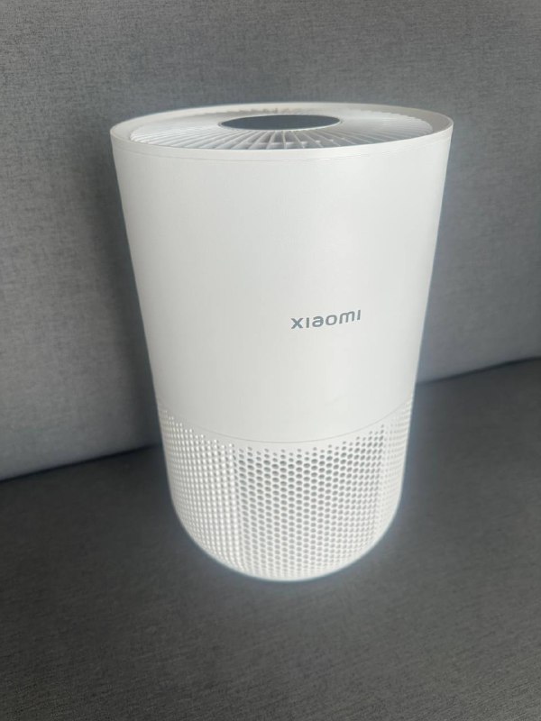 MacBook Air 13.6” M2, Xiaomi Smart Air Purifier 4 Compact, Huawei Watch D2 7