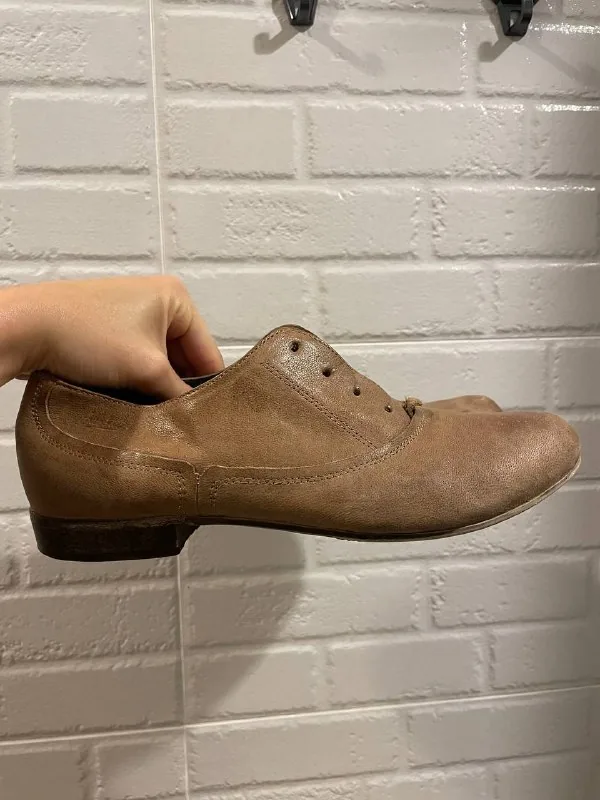 Vintage leather Bugatti dress shoes, size 39 1