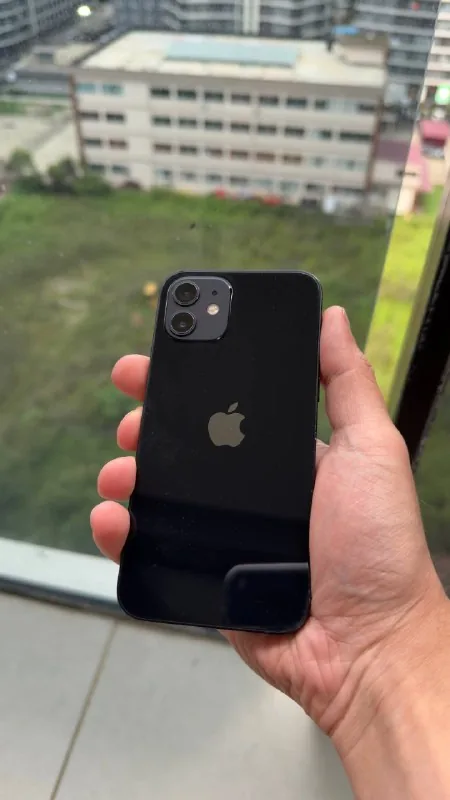 iPhone 12 128 GB 1