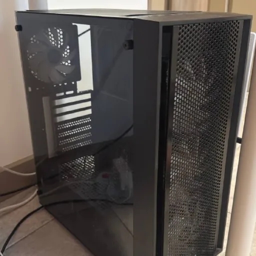 Корпус ПК Gamidas Aura, наушники Redragon Zeus 2, клавиатура Logitech G915