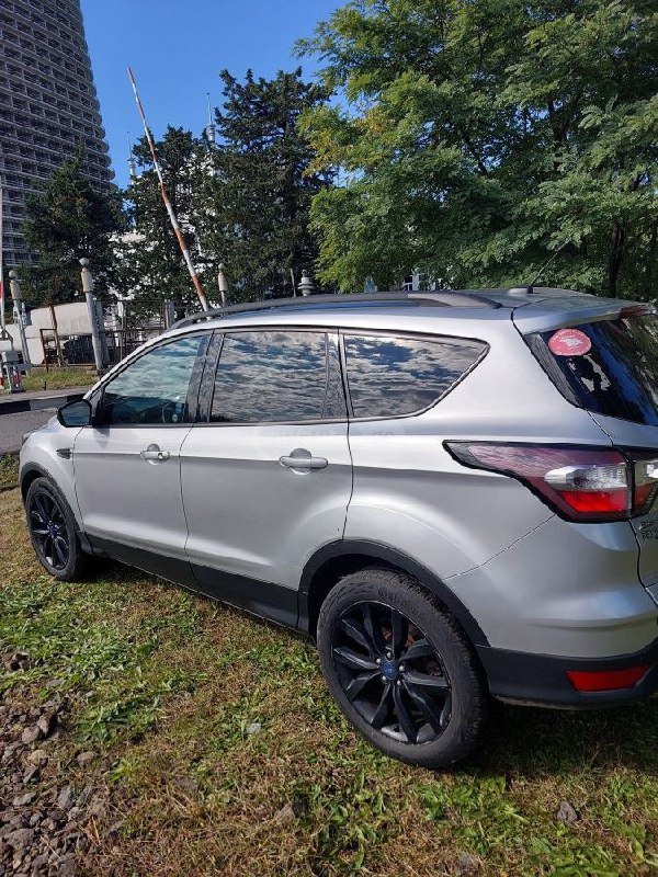 Ford Escape SE 2017 автомобиль 3