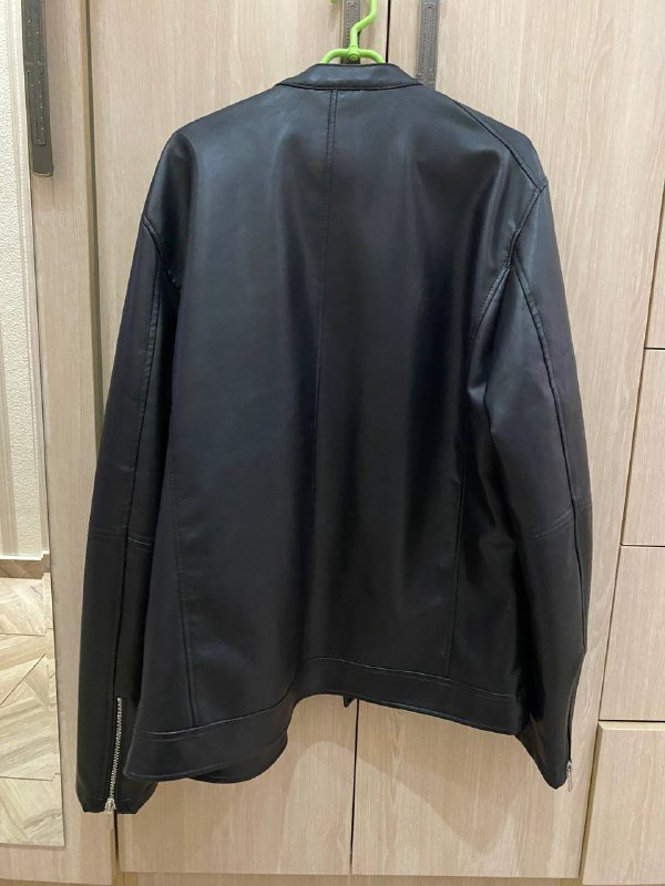 Мужская кожаная куртка 2