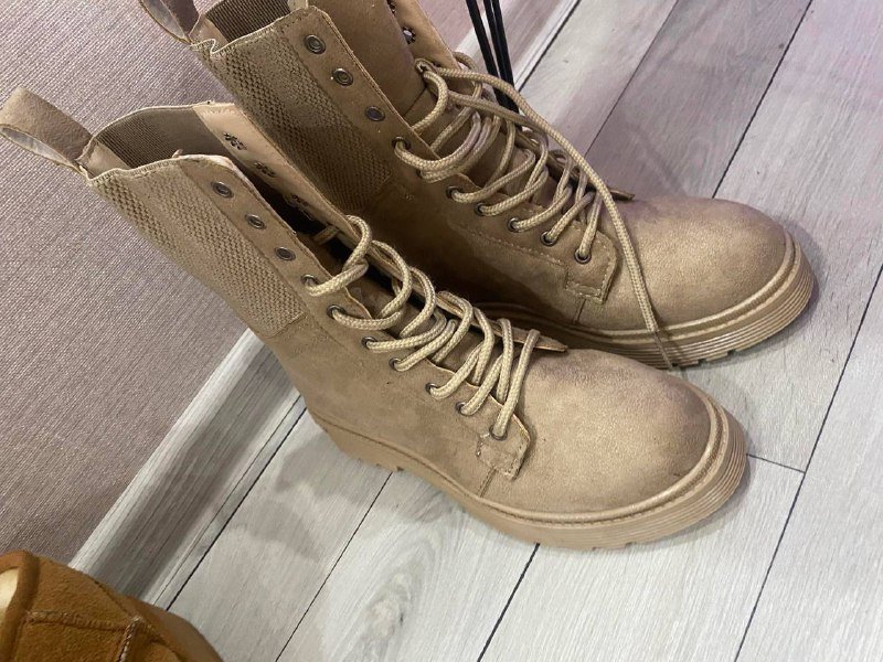 Кроссовки Адидас, куртка Зара, ботинки размер 36 2