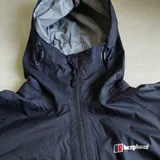 Жіноча водонепроникна куртка Berghaus 5