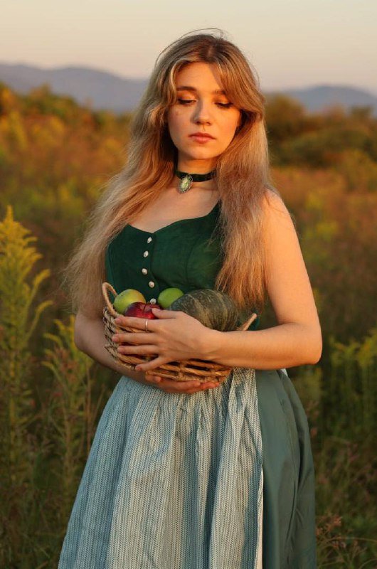 Женские костюмы Сабрина, Уэнсдей, Мелина, средневековое платье, октоберфест 5