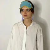 Маска Холли Голайтли и фиолетовые серьги 3
