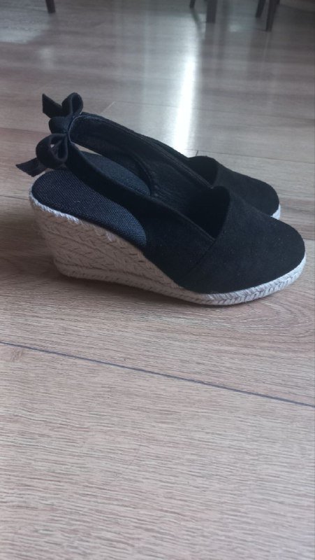 Босоножки женские 35 размер