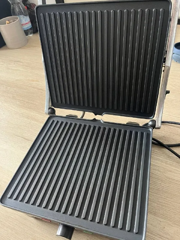 Электрогриль 30×32 см 1