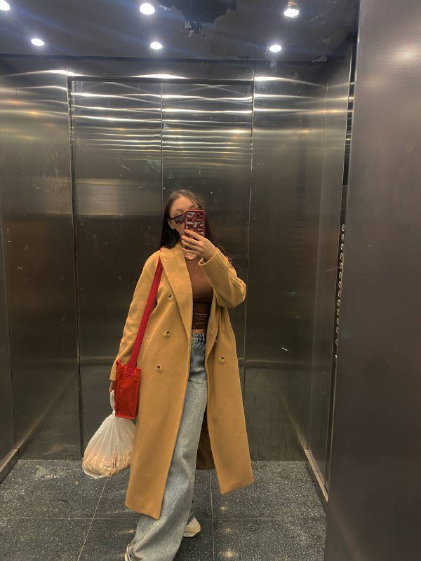 Свадебное платье мини, пуховик молочный, пальто 3