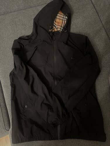 Prada ea7 и Burberry дождевик копия 3