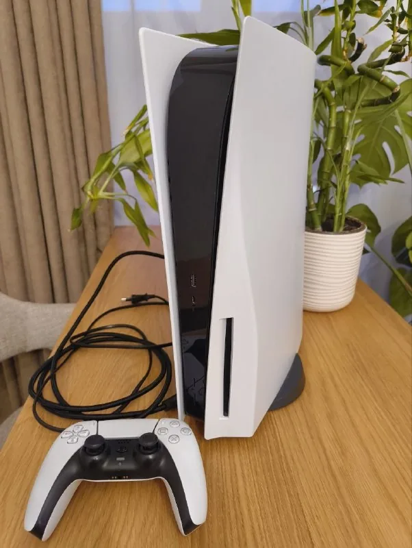 PlayStation 5 с дисководом, геймпад
