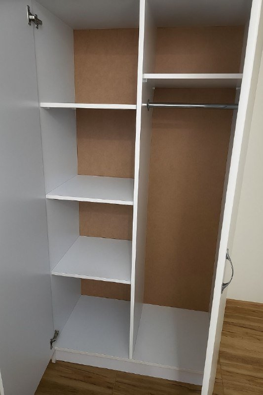 Шкаф белый с полками 2