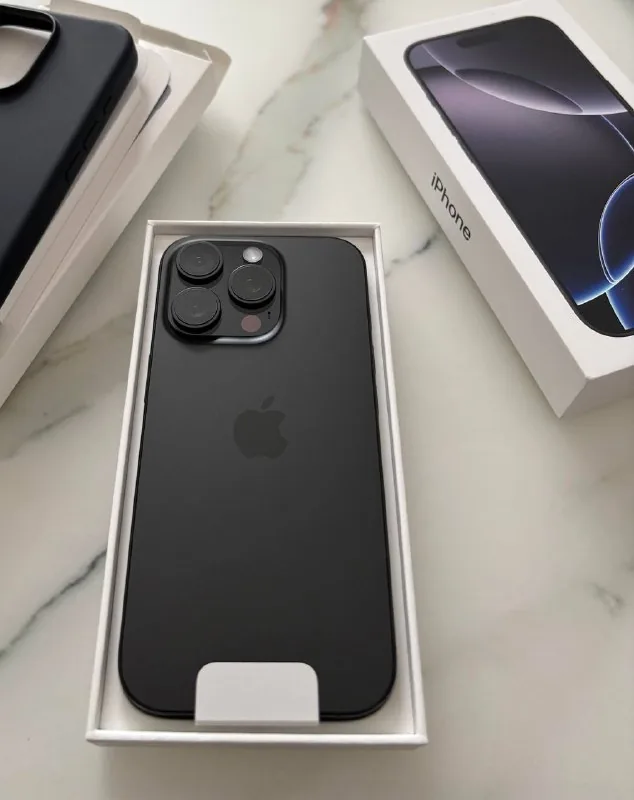 iPhone 16 Pro Max 256 ГБ