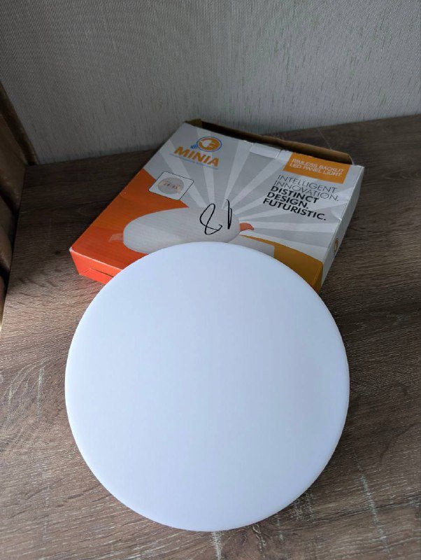 Лампа плафон новая 2