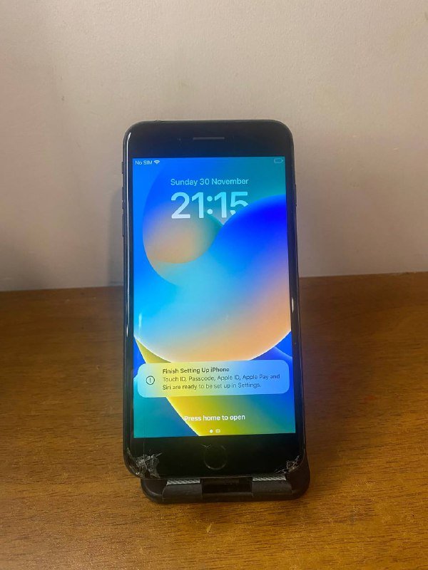 iPhone 8 Plus 256 ГБ черный 3