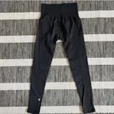 Черные леггинсы Sweaty Betty 1