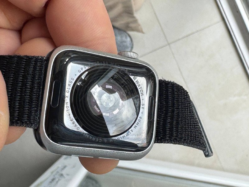 Apple Watch SE 1gen, AirPods 3 5
