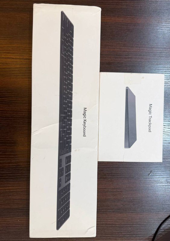 magic keyboard with numeric keypad, magic trackpad 2 4