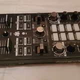 DJ-контроллер Reloop Mix Tour Pro с Decksaver 1