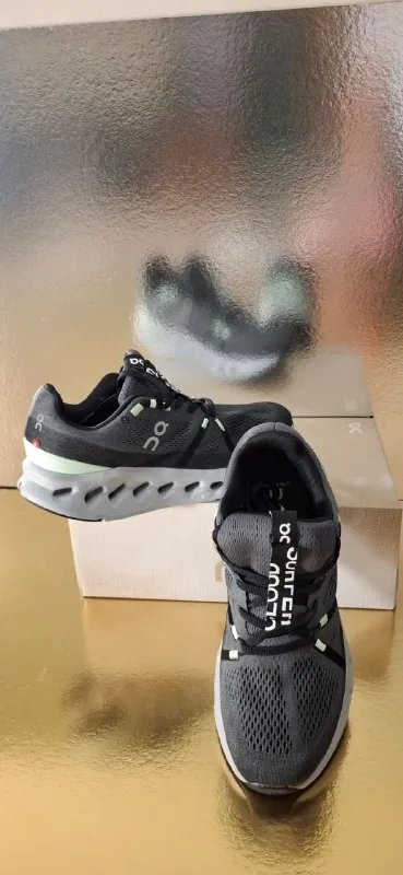 Кроссовки On Running 6