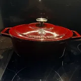 Кастрюли, сковорода, вафельница, чайный сервиз 1