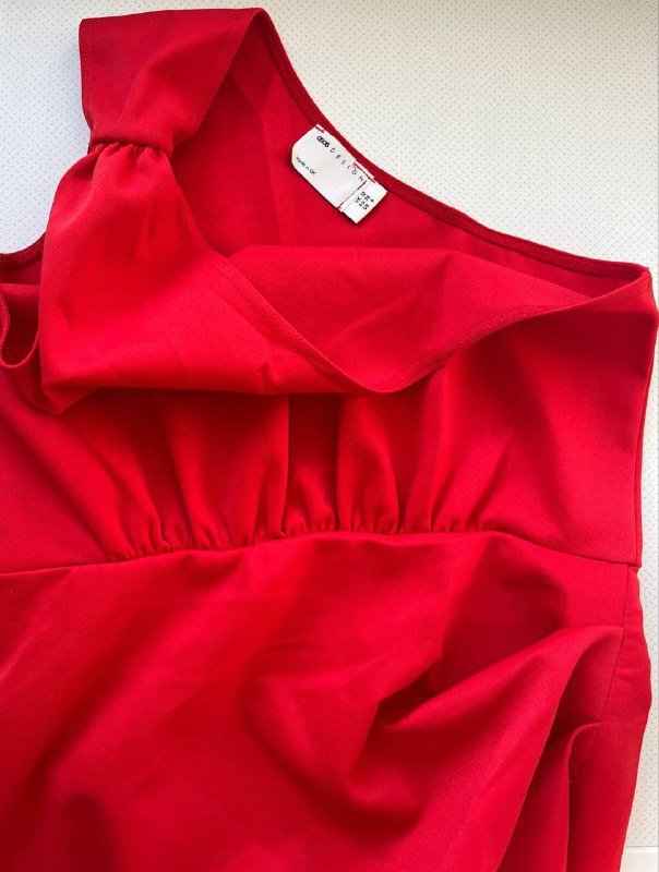 красное платье Asos Design, платье-корсет Asos Luxe 3