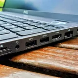 Ноутбук Dell 15,6" i5 8-го поколения 16 ГБ RAM SSD 256 ГБ 3