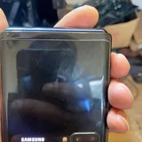 Samsung Galaxy Z Flip, ноутбук 4