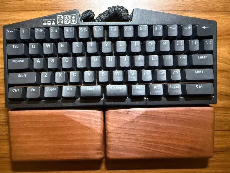 Mechanical UHK60 Left Keyboard with Trackpad 1