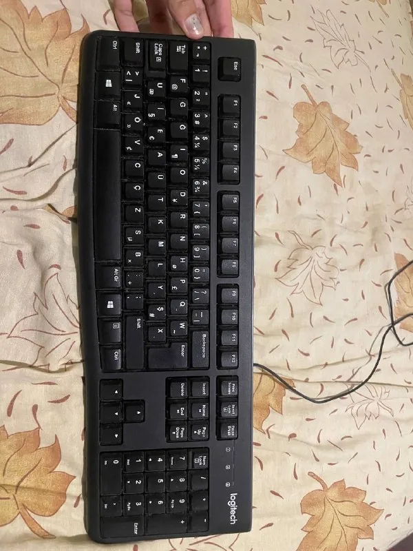 Проводная клавиатура Logitech K120 1