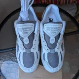Женские кроссовки New Balance 991v2 2