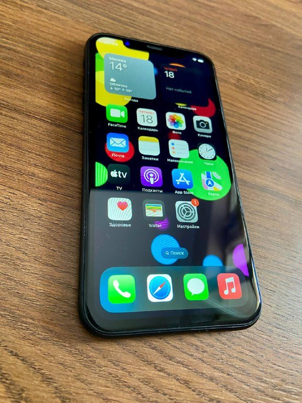 IPhone XR 64gb Black, 2 sim, charger, silicone case 2