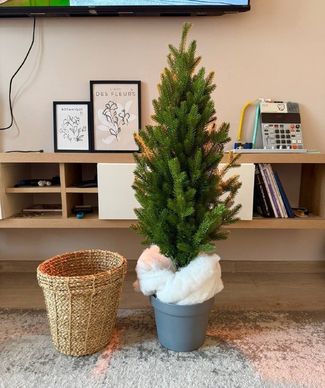 искусственная елочка с кашпо и синтепоном 2