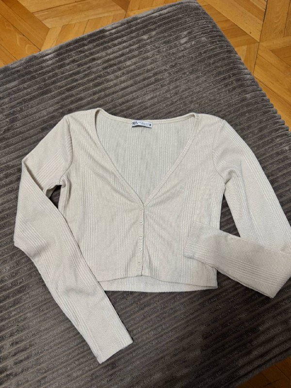 Утепленная рубашка, шарфы трубы, джинсы Zara, футболка Zara, кофта Zara 6