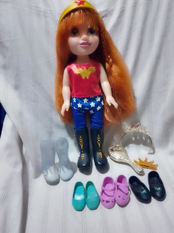 Коллекция игрушек, большая кукла со своими вещами 2