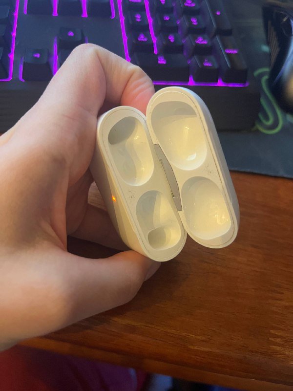 Гнездо от AirPods 2 pro 3