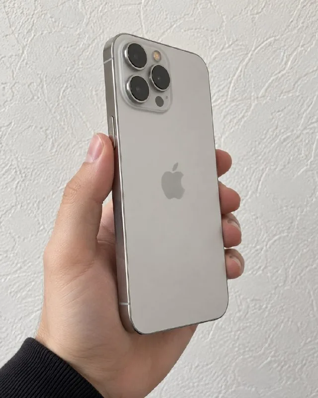 iPhone 13 Pro Max 128GB — Midnight Blue 1