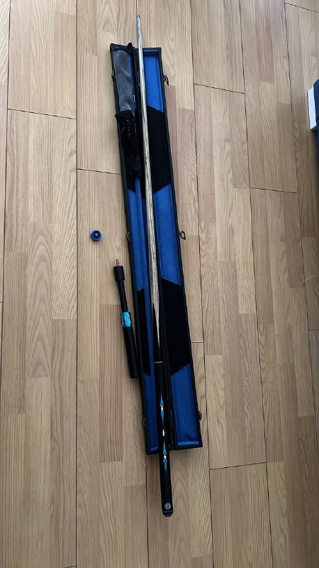 Два бильярдных кия китайского производства 3