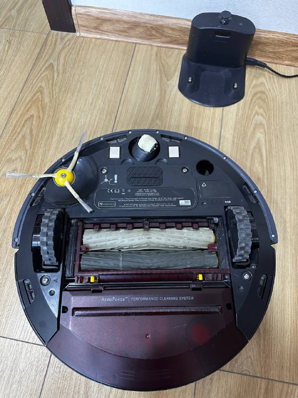 Робот-пылесос iRobot roomba 960 2