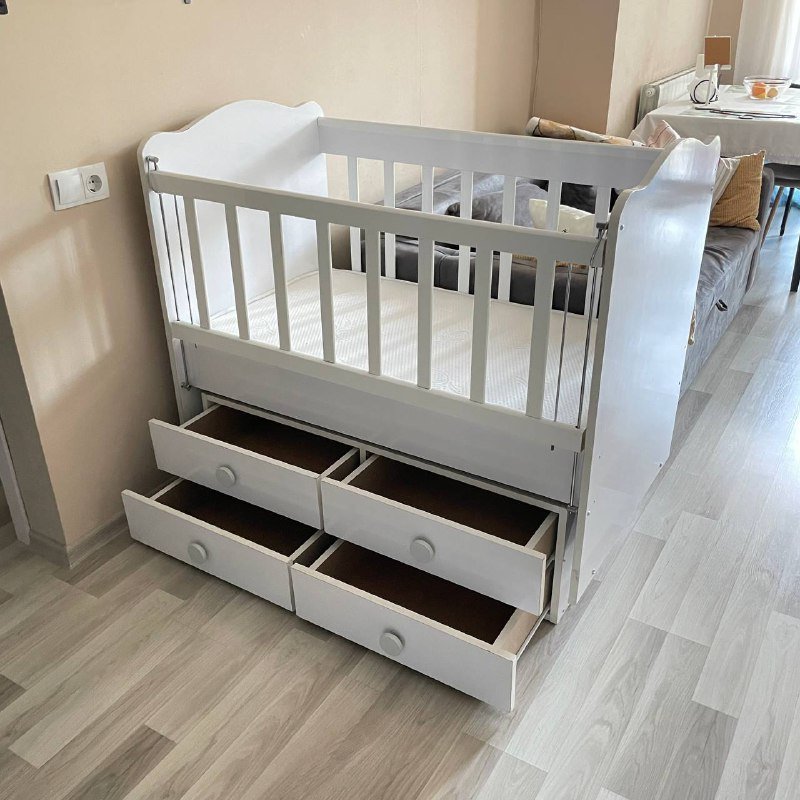 Детская кроватка с матрасом 2