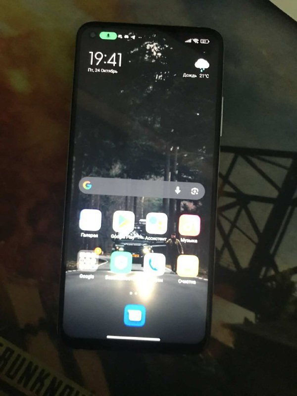 Телефон Xiaomi mi10t с кабелем и кейсом