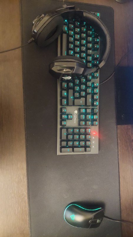 Игровое комбо: мышь Genesis Krypton 510, клавиатура Genesis Thor 300RGB, наушники Genesis Argon 100, коврик Aukey