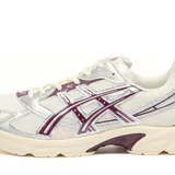 Кроссовки ASICS 1