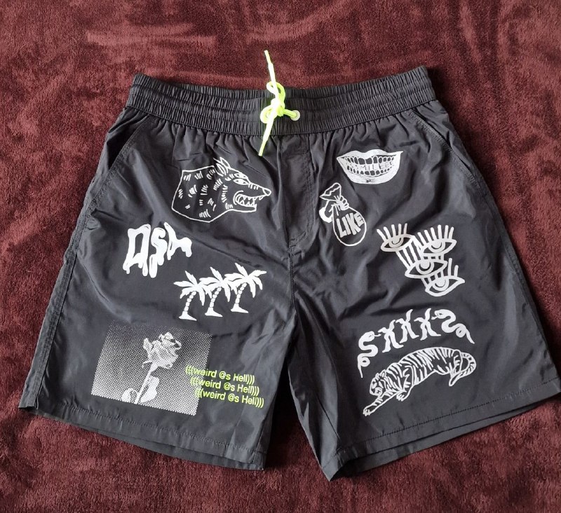 Мужские джинсы Diesel, бейсболка мужская Diesel, пляжные шорты Diesel 4