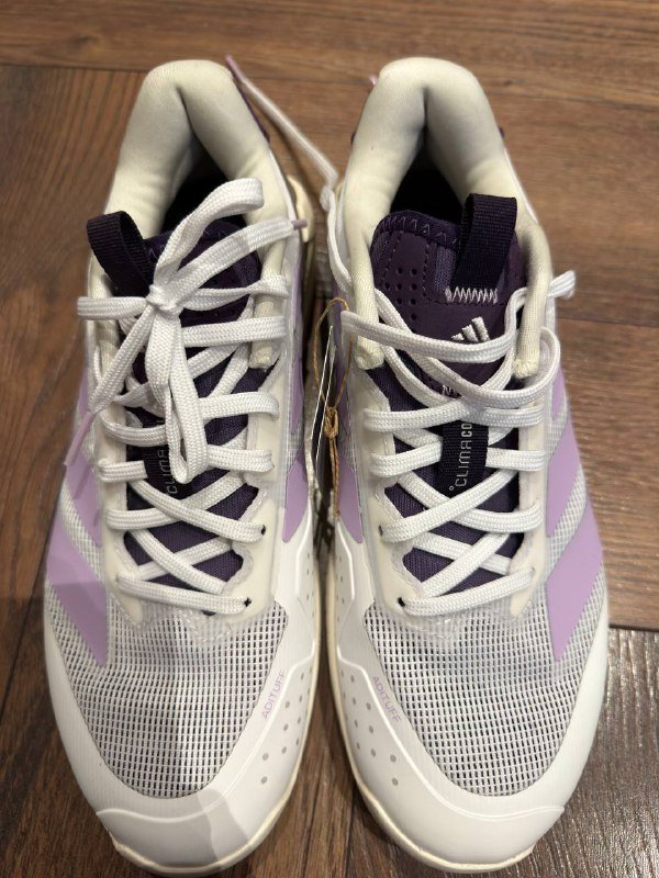 Кроссовки Adidas женские 39,1/3 размер 5