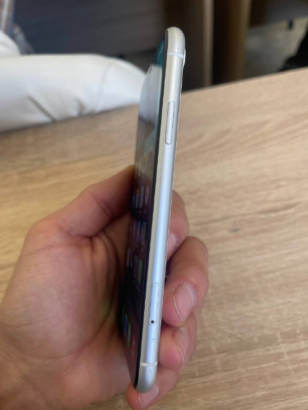 iPhone Xr 64GB 4