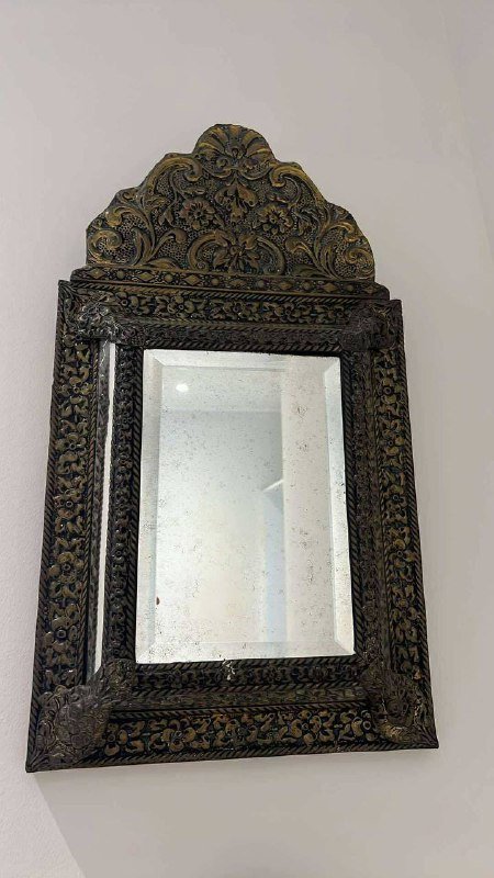 Зеркала в раме декоративной резной, 2 шт 2