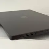 MacBook Pro 16 M5 Pro 24GB 1TB Space Black 4