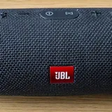 BenQ PD3200Q монитор, JBL Charge 3, RGB панели 3