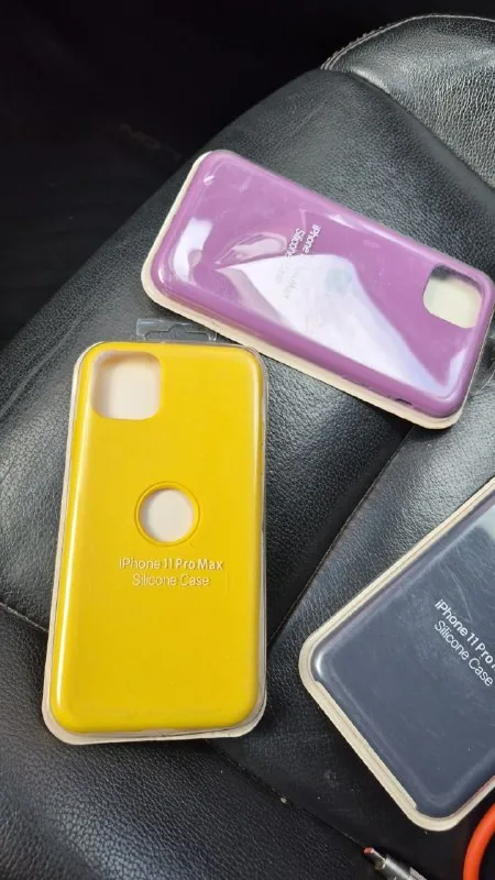 Чехлы iPhone 11 Pro Max